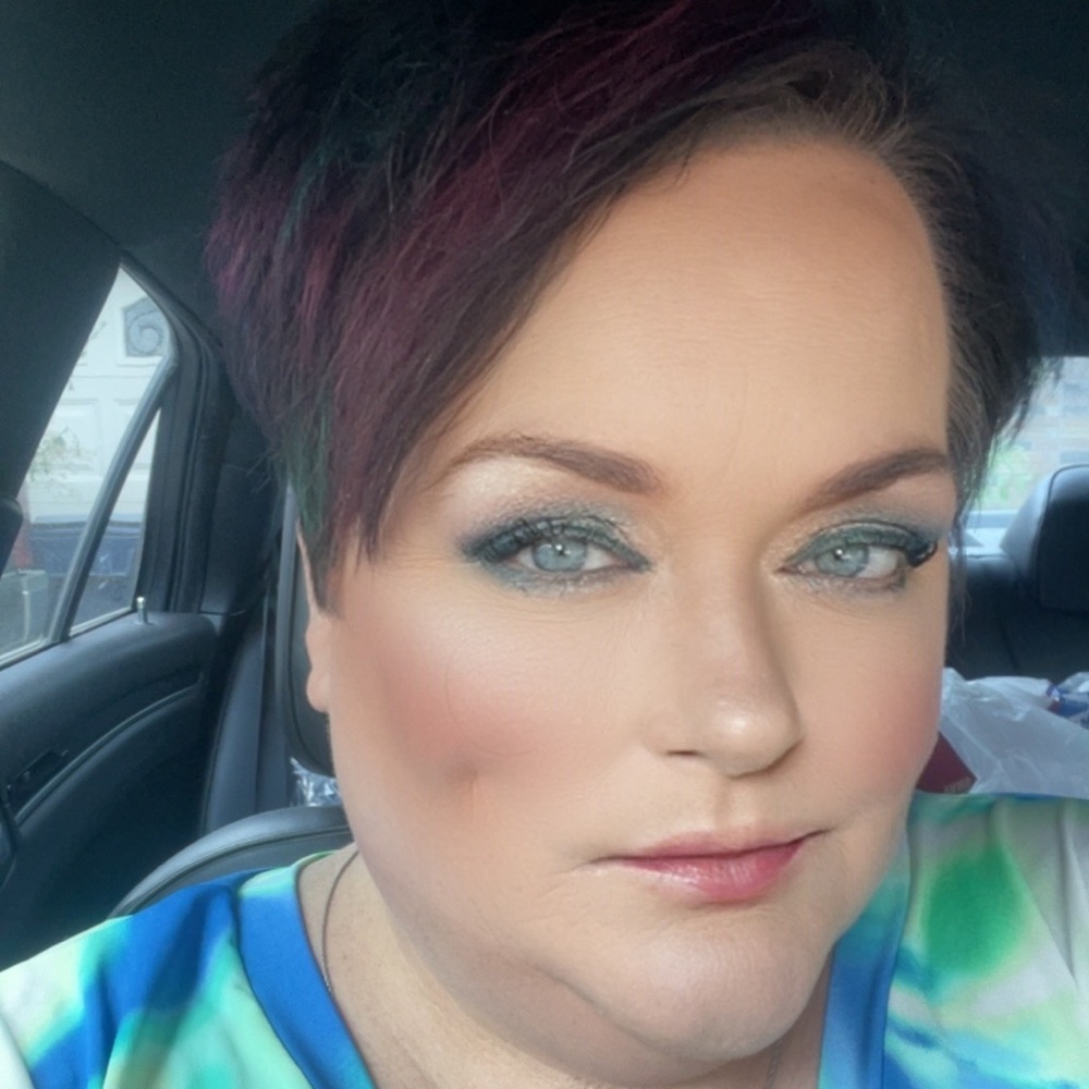 Meet your Posher, Shannon